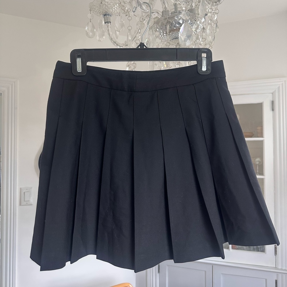 Sunday’s Best- Classic Black Pleated Skirt
